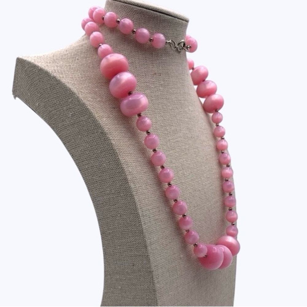 Vintage 60s Pink Lucite Moonglow Chunky Beaded
Long Necklace - Picture 8 of 9